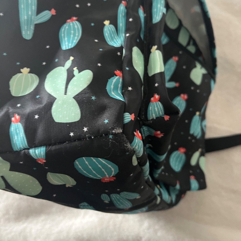 Cactus Backpack - Picture 7 of 7